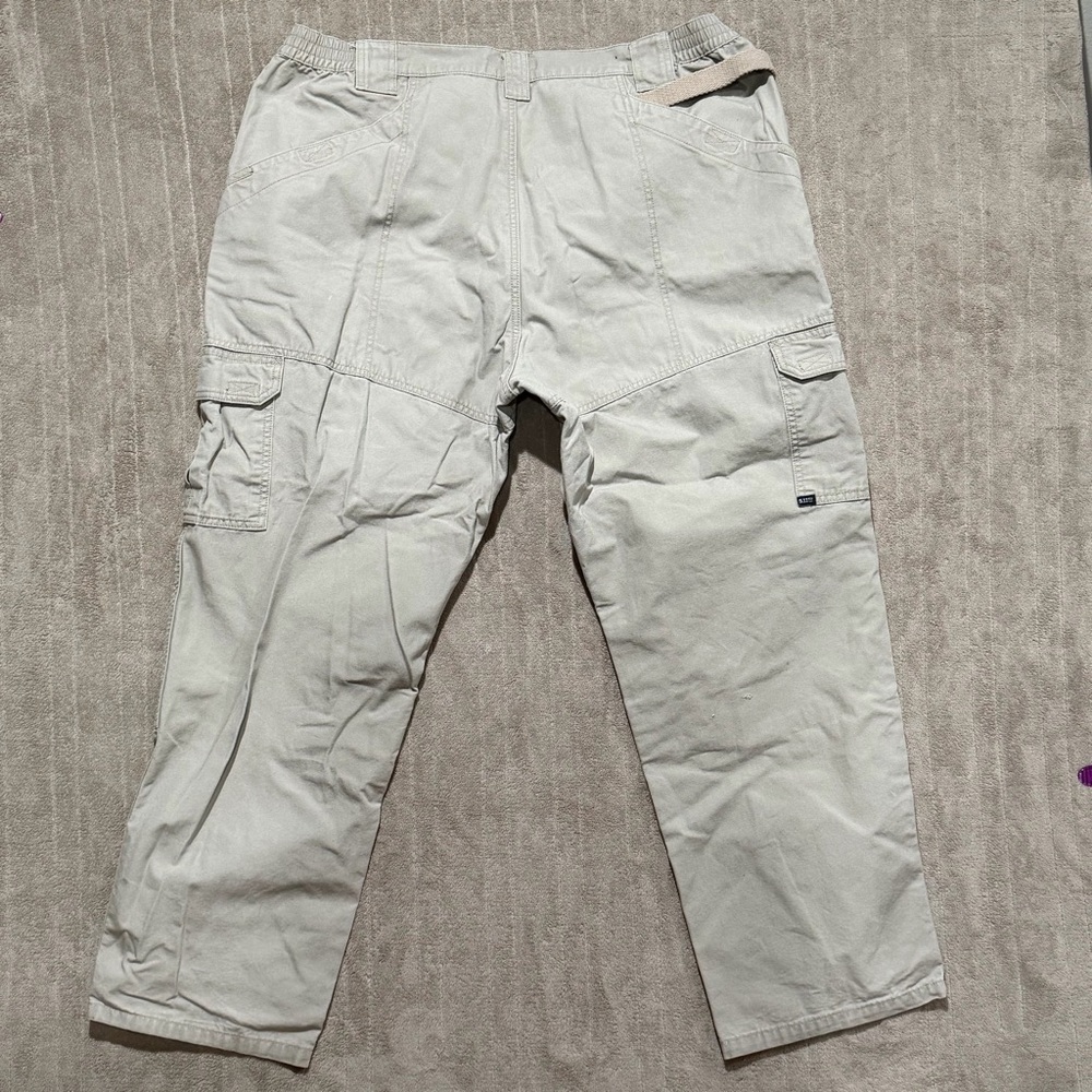 5.11 Tactical Pants Mens 42x32 Tan Cargo Straight Khakis Ripstop Taclite Pro - Picture 2 of 8